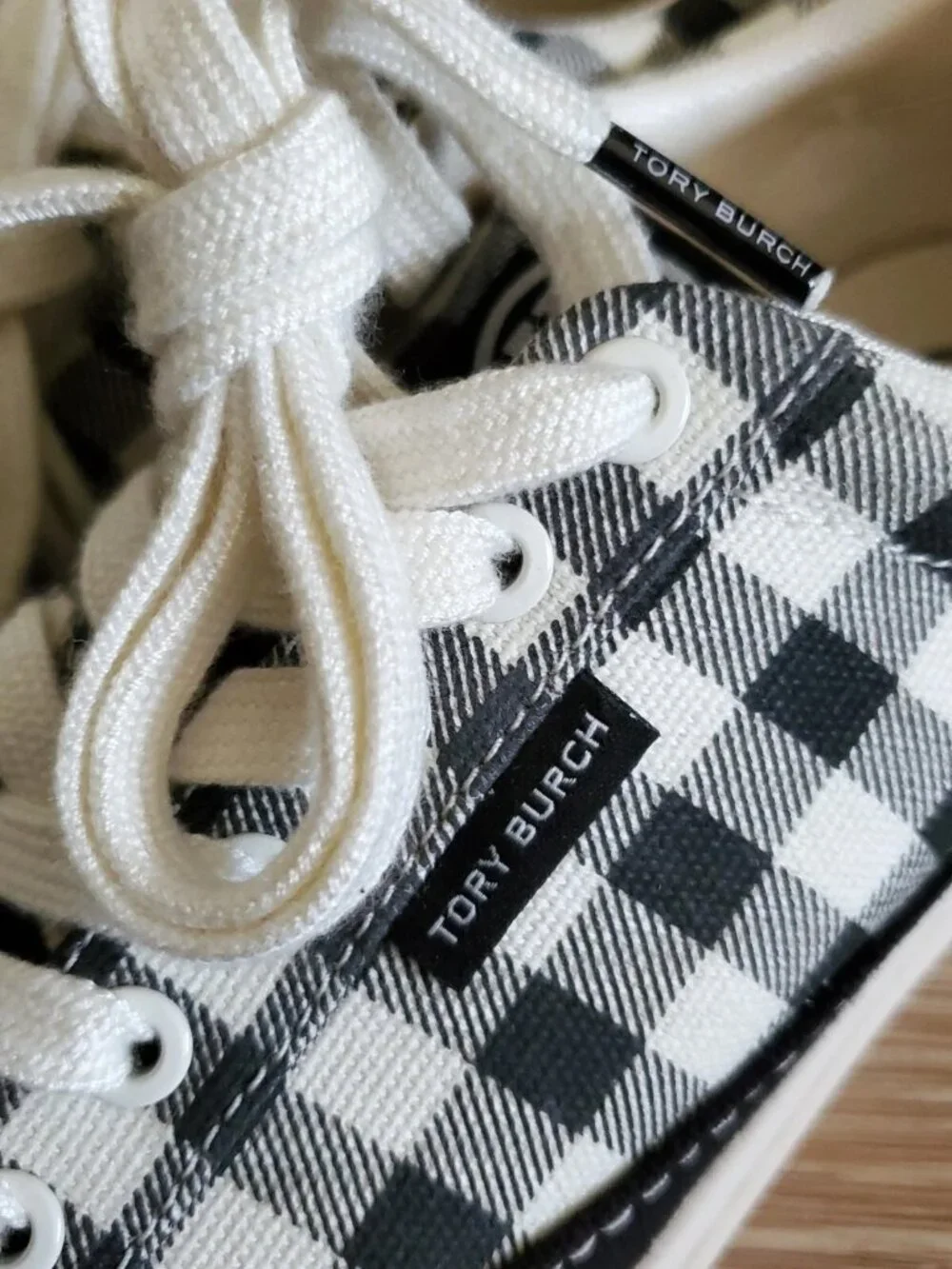 Tory Burch Classic Court Lace Up Black Gingham Canvas Sneaker Size 6